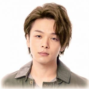 俳優の中村倫也さんの自然で優しい眉毛を紹介しています